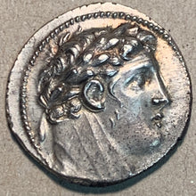 Phoenicia Tyre, 90/89 BC, silver Shekel 14.27 g, 31.5 mm